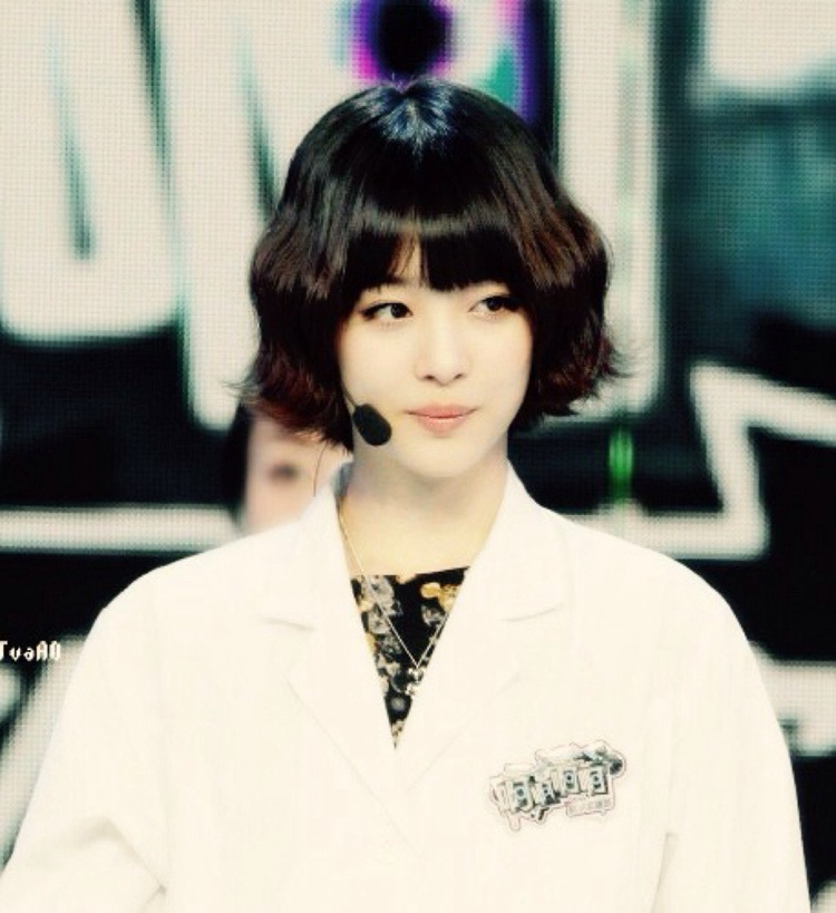 鄭爽短發美出新高度 盤點中韓女星驚艷短發造型【組圖】