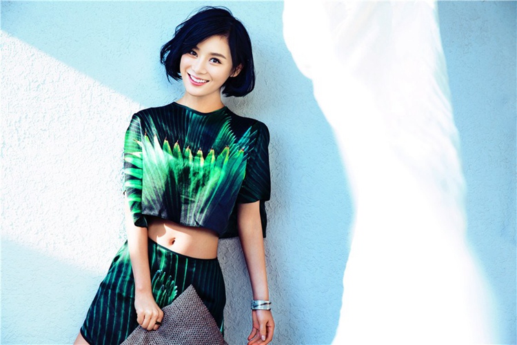 鄭爽短發美出新高度 盤點中韓女星驚艷短發造型【組圖】