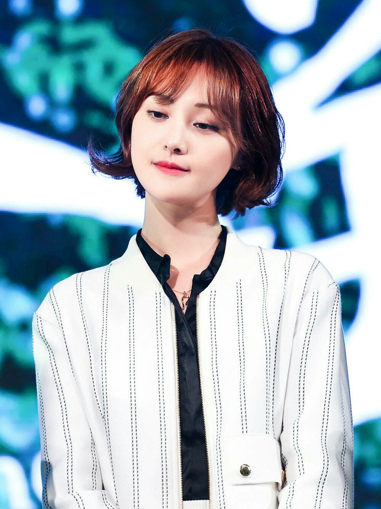 鄭爽短發美出新高度 盤點中韓女星驚艷短發造型【組圖】