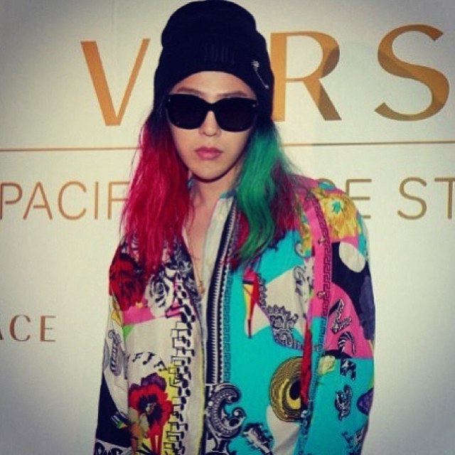 王嘉爾bigbang權志龍EXO伯賢燦烈世勛 韓國愛豆炫酷發色盤點【組圖】