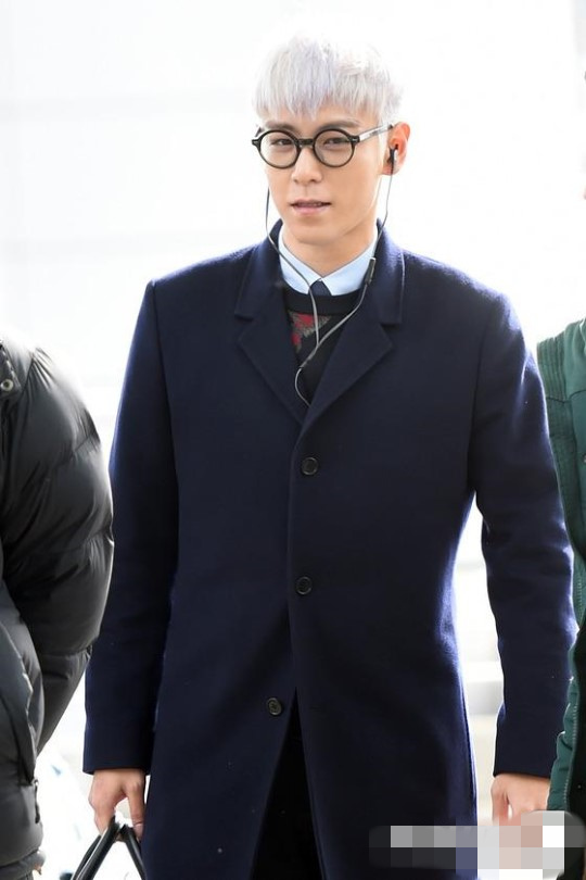 王嘉爾bigbang權志龍EXO伯賢燦烈世勛 韓國愛豆炫酷發色盤點【組圖】