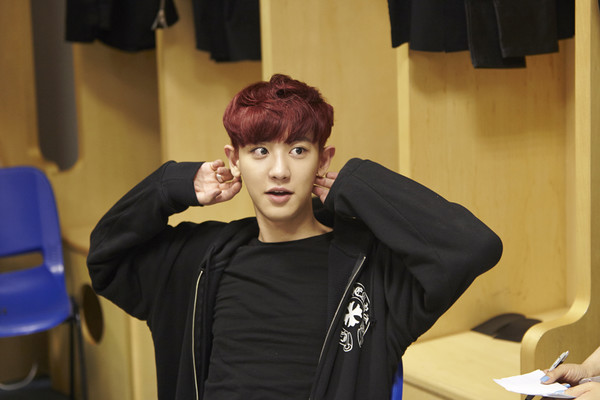 王嘉爾bigbang權志龍EXO伯賢燦烈世勛 韓國愛豆炫酷發色盤點【組圖】