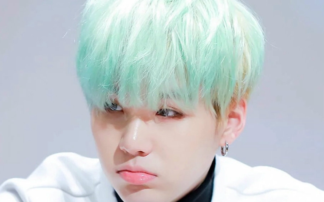 王嘉爾bigbang權志龍EXO伯賢燦烈世勛 韓國愛豆炫酷發色盤點【組圖】