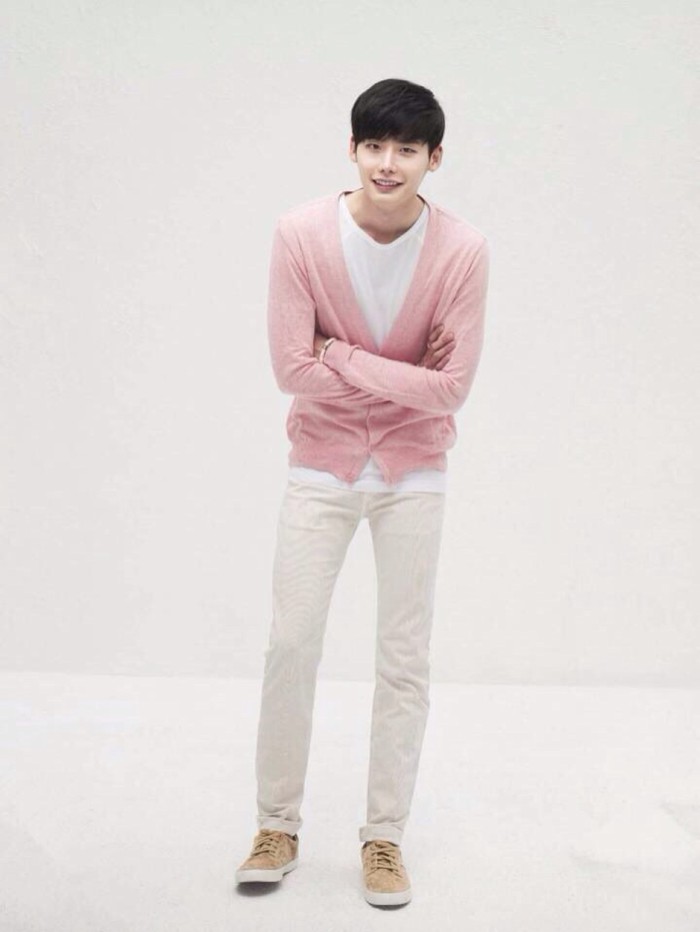 《W-兩個世界》李鐘碩時尚 戲內戲外演繹型男養成記【組圖】