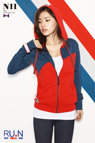 樸信惠李鐘碩韓孝周宋仲基 男神女神穿運動裝活力四射【組圖】