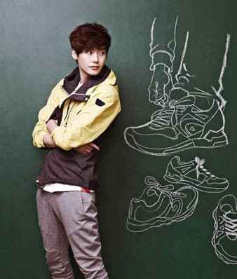 樸信惠李鐘碩韓孝周宋仲基 男神女神穿運動裝活力四射【組圖】