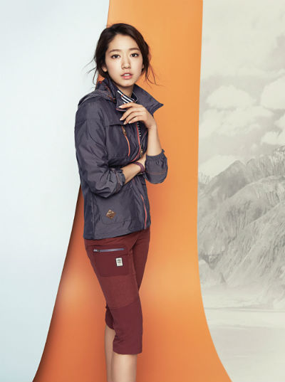 樸信惠李鐘碩韓孝周宋仲基 男神女神穿運動裝活力四射【組圖】