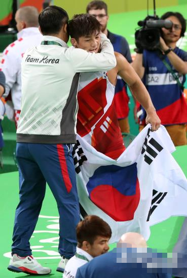 里約奧運古典式摔跤75公斤級比賽——韓國選手金炫雨獲得銅牌【組圖】