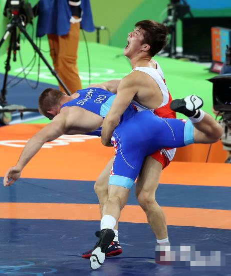 里約奧運古典式摔跤75公斤級比賽——韓國選手金炫雨獲得銅牌【組圖】