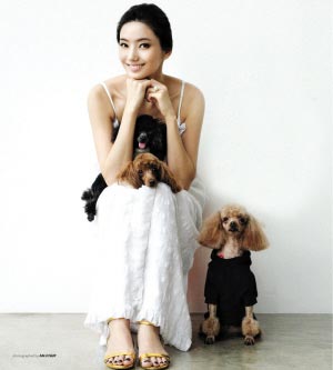 Bigbang權志龍EXO金希澈崔始源 韓國愛豆都愛萌寵【組圖】