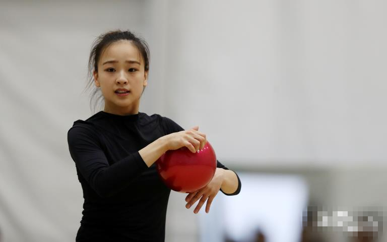 韓國“體操精靈”孫妍在首次公開訓練 全力備戰里約奧運【組圖】