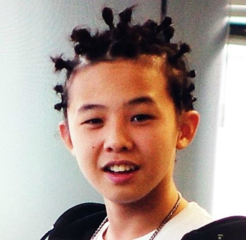 Bigbang權志龍29歲生日曬童年照 出道前舊照全盤點【組圖】