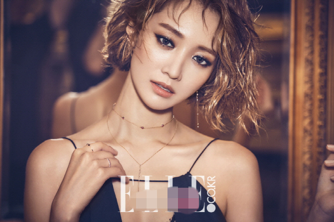 韓國最美短發女星高俊熙時尚大片 性感奢華無限【組圖】