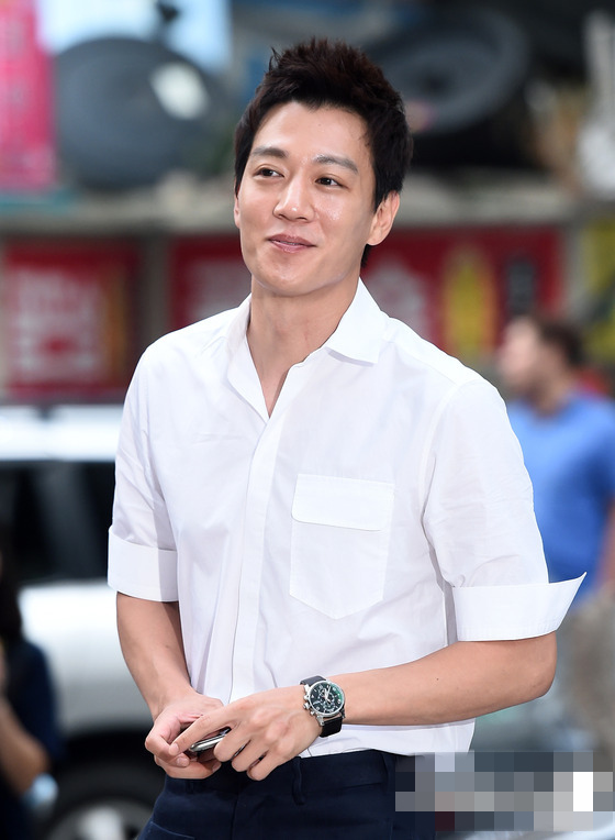 《Doctors》舉行終映宴 金來沅樸信惠李圣經齊現身【組圖】