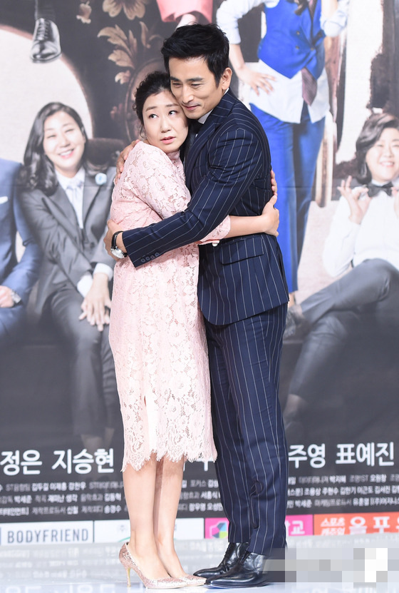 《月桂樹西裝店的紳士們》制作發布會 羅美蘭車仁表上演“靠頭殺”【組圖】