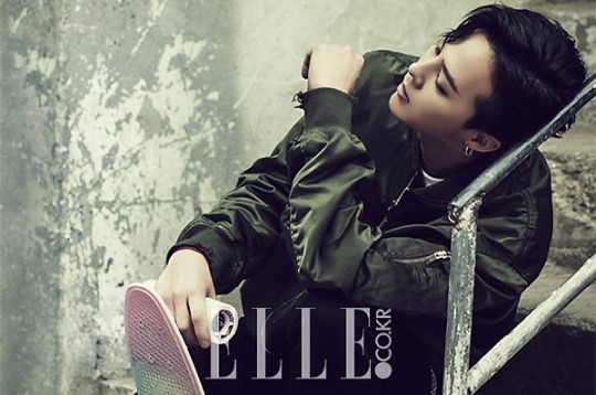 BIGBANG權志龍拍秋日時尚大片 抱喵星人變暖男【組圖】