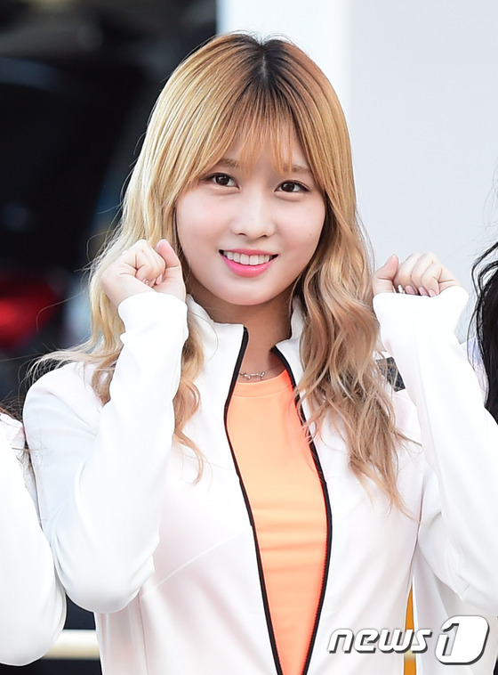 TWICE、GOT7、EXID等韓國組合齊現身 錄制《偶像明星運動會》中秋特輯【組圖】