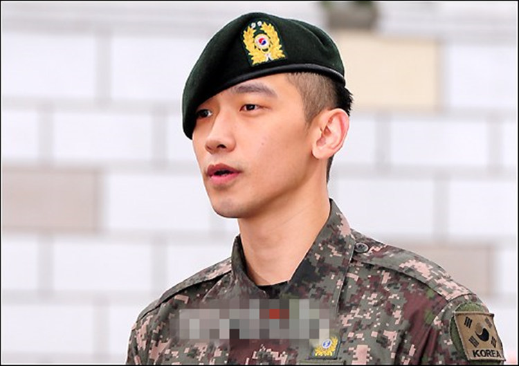 《微微一笑很傾城》楊洋軍藝出身 李鐘碩李準基宋仲基等韓星軍裝照帥翻天【組圖】