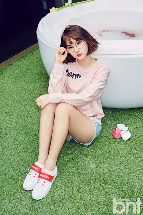 Gfriend恩妃最新寫真公開 舉手投足散發甜美氣息【組圖】