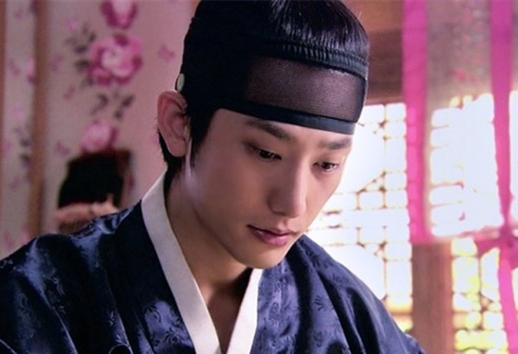 《微微一笑很傾城》楊洋再接古裝劇 現代古裝皆相宜的中韓男星盤點【組圖】