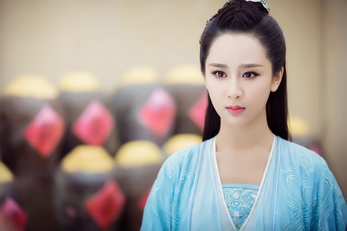 《微微一笑很傾城》鄭爽IU允兒關曉彤鞠婧煒 中韓90后小花旦古裝PK【組圖】