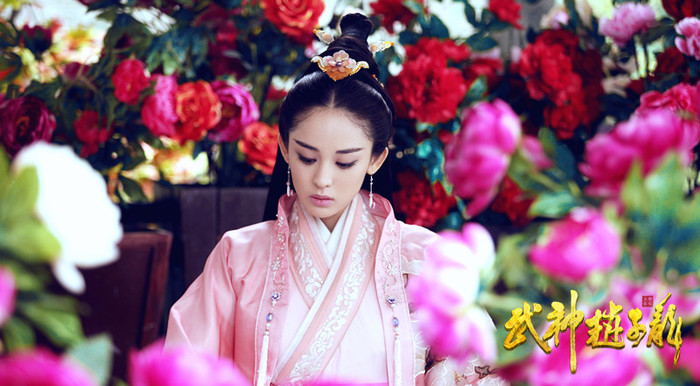 《微微一笑很傾城》鄭爽IU允兒關曉彤鞠婧煒 中韓90后小花旦古裝PK【組圖】