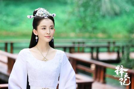 《微微一笑很傾城》鄭爽IU允兒關曉彤鞠婧煒 中韓90后小花旦古裝PK【組圖】