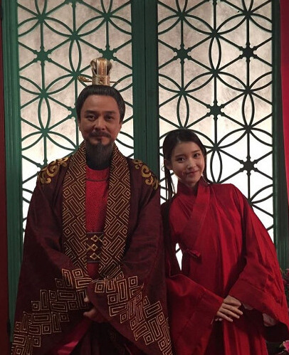 《步步驚心：麗》李準基IU伯賢等有愛合照 賣萌搞怪相處融洽【組圖】