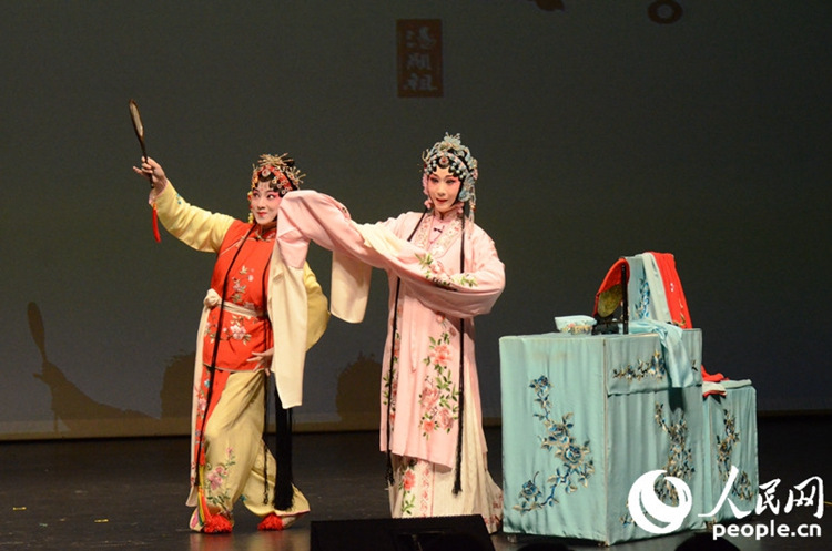 紀念湯顯祖逝世400周年 昆劇《牡丹亭》“驚夢”首爾【組圖】