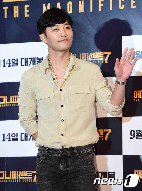 半個娛樂圈都來了！金宇彬孫娜恩休閑亮相 少女時代秀英大長腿吸精【組圖】