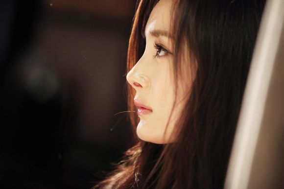 少女時代允兒宋慧喬古力娜扎楊冪 中韓女星誰才是側顏女神【組圖】