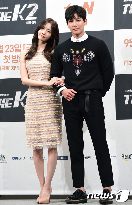 超養眼！《THE K2》開播發布會 池昌旭允兒攜手現身顏值逆天 【組圖】