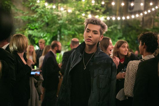 吳亦凡帥氣亮相倫敦時裝周 全場唯一亞洲男藝人【組圖】