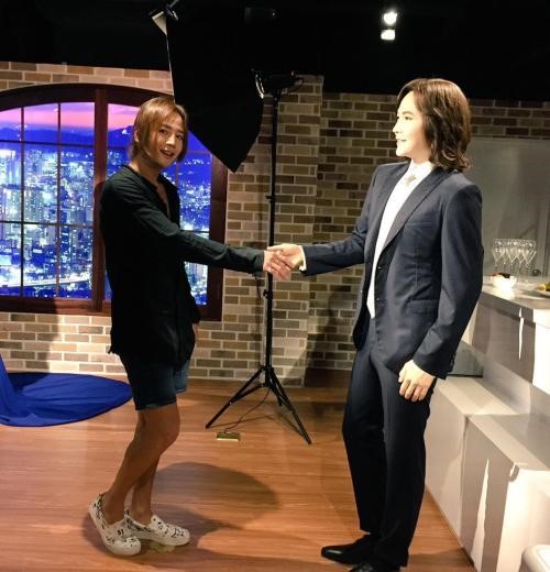 像不像？王凱蠟像揭幕 李準基權志龍樸信惠等明星蠟像丑哭【組圖】