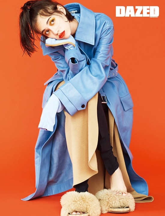權志龍前緋聞女友水原希子登韓國雜志封面 紅唇性感【組圖】