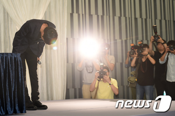 韓星鄭俊英遭前女友起訴 召開記者會發聲明解釋【組圖】