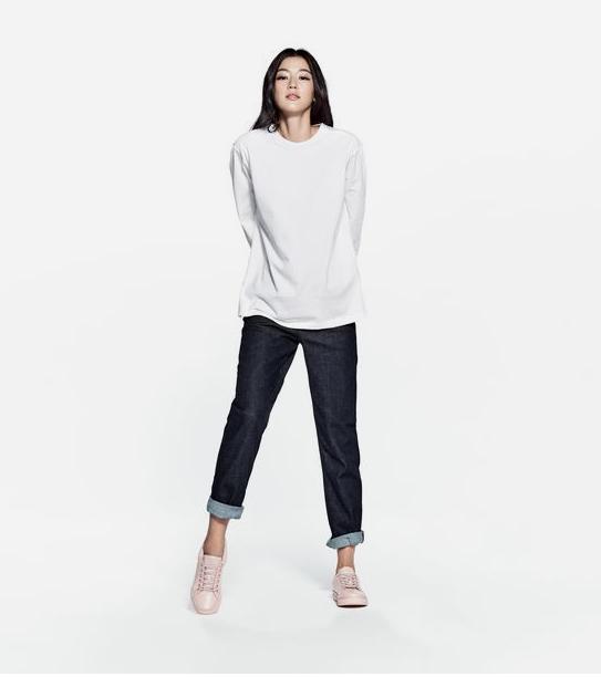 全智賢白色寫真演繹“清純的秘密” 身材纖細長腿吸睛【組圖】