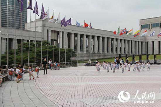 “撤回部署決定才是唯一有效的辦法”

韓國宣布“薩德”最終部署地引發新一輪抗議【組圖】