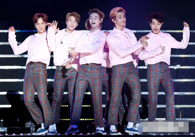 EXO、NCT齊亮相“亞洲音樂節” 張藝興《what U need》舞臺首次公開【組圖】