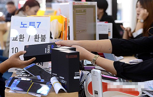 三星為韓國用戶退換Note7 Galaxy S7成“最火”替代機型【組圖】 