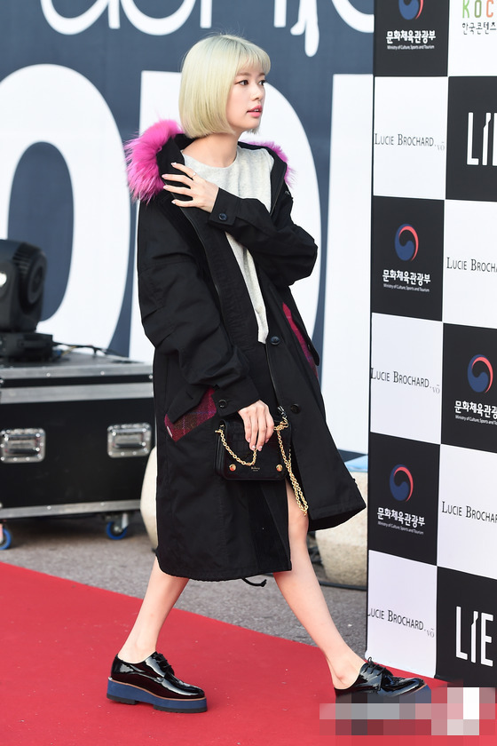 少女時代孫娜恩Hani李珉廷 女星亮相首爾時裝周秀穿衣經【組圖】