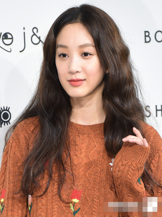 少女時代孫娜恩Hani李珉廷 女星亮相首爾時裝周秀穿衣經【組圖】