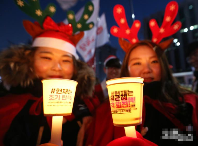 24neеھŴΠT⼯Ҫ󿂽yȻ_