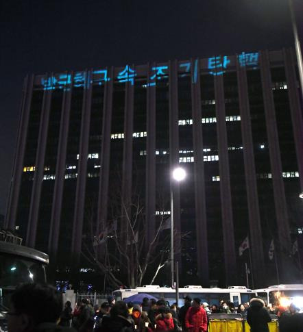 24neеھŴΠT⼯Ҫ󿂽yȻ_