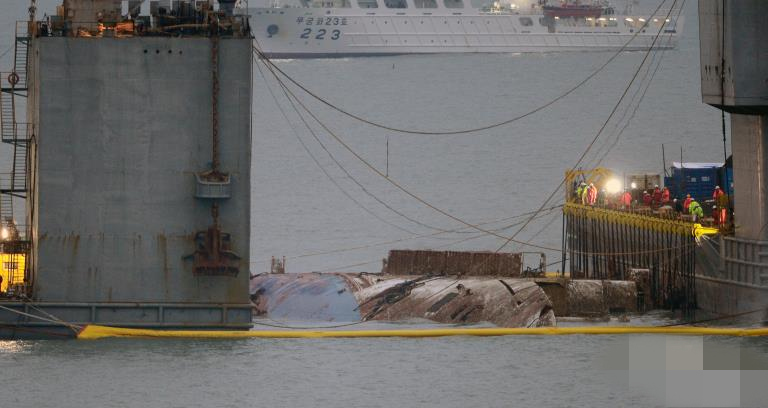 323ȫ_ϵuԽ̖݆w]r1073Kڸˮ