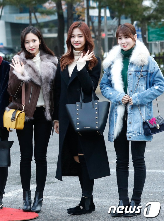 TwiceɆTMINAMOMO