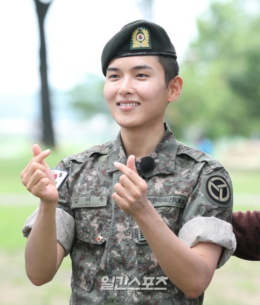  Super JuniorʼԴ|ȳϯۃxʽӭӡæȡwꠡMD