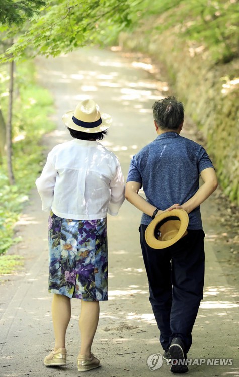 83__nyңͬ˽ŮʿȼٵƬDƬԴn磩