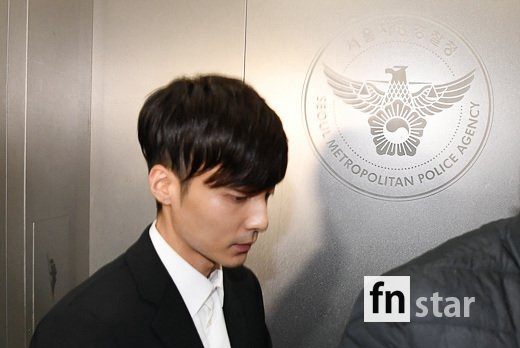 Roy KimSd{ ĿʹǸMD9