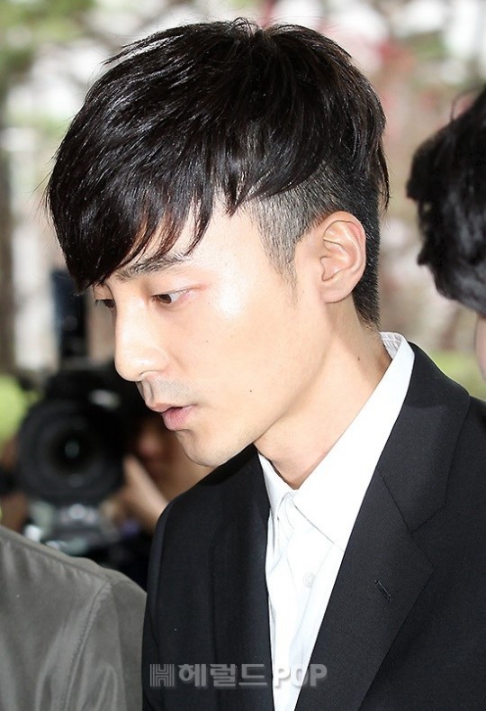 Roy KimSd{ ĿʹǸMD8